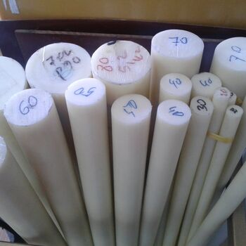 Капролон стержень